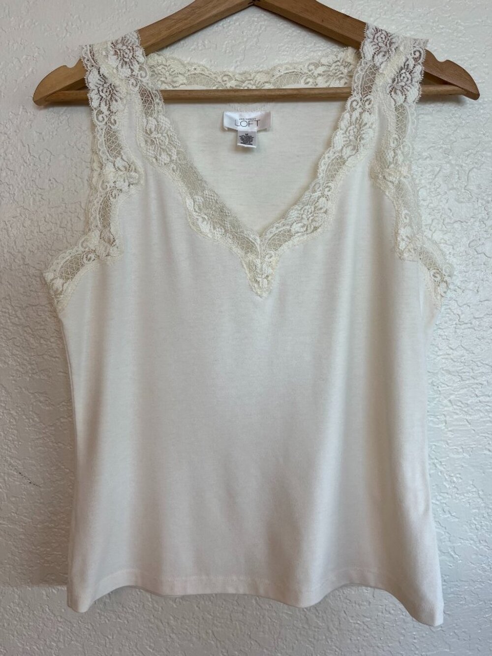 Ann Taylor LOFT Sleeveless Lace Tank Top, Size M